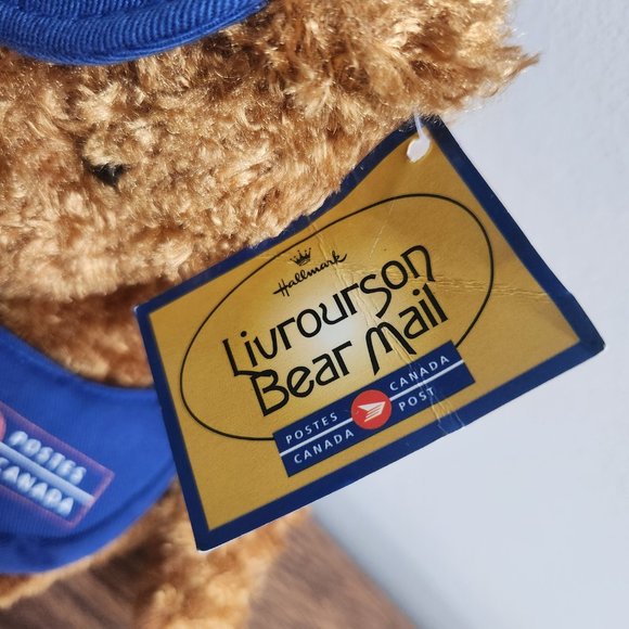 Hallmark Canada Post Bear with Tags - Picture 2 of 3